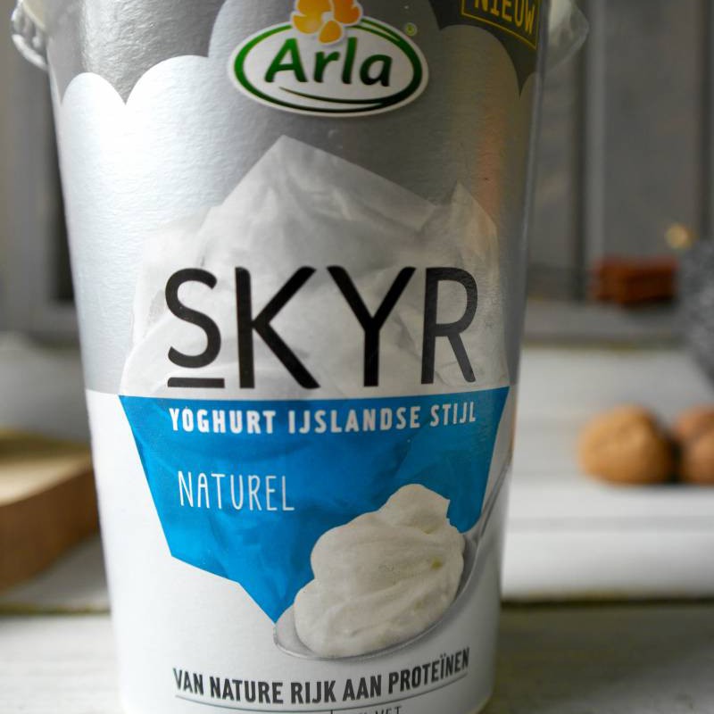 Exponenta bio skyr купить. Skyr йогурт. Arla кефир. Скир. Скир исландский фото.