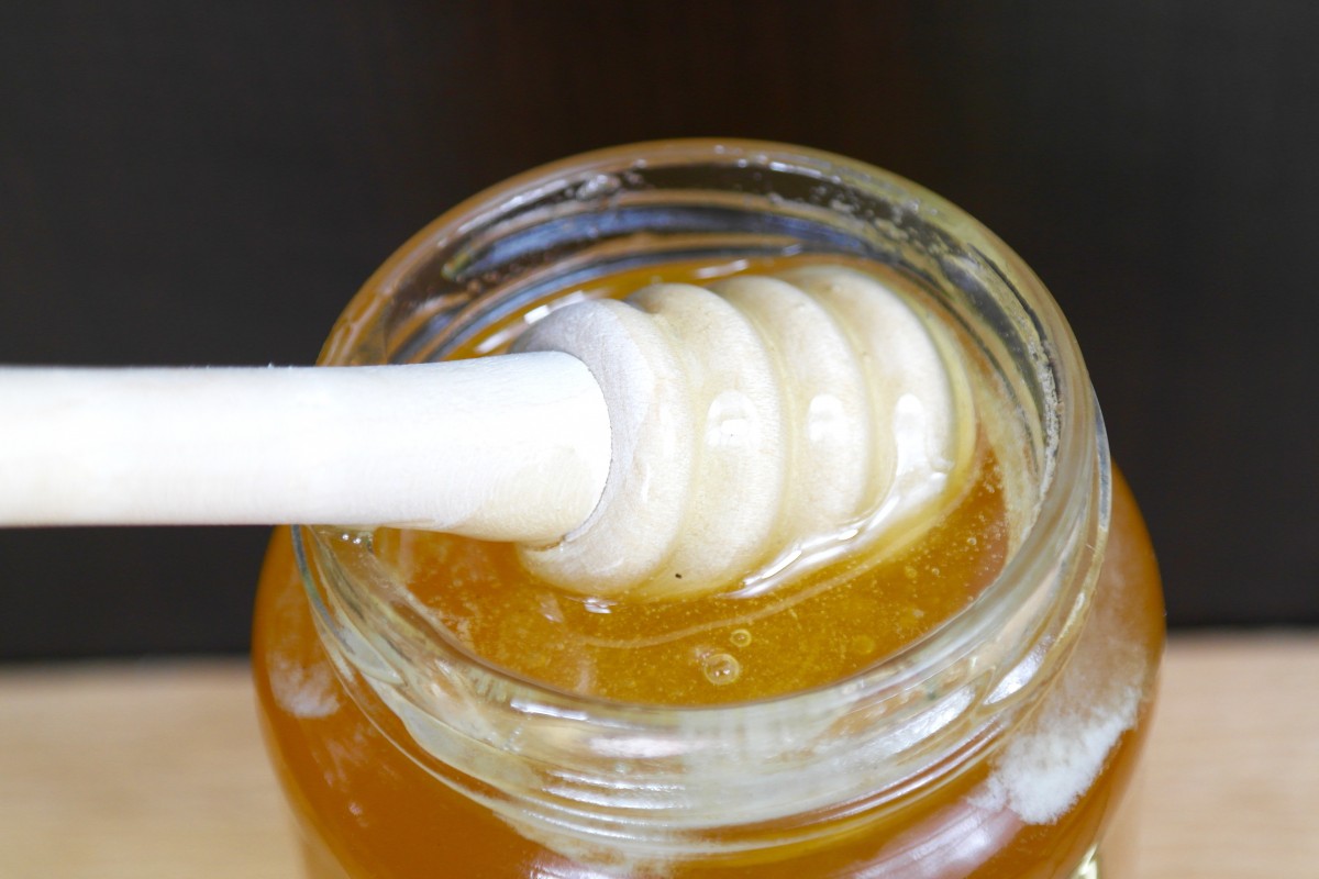 bon Bot Registratie Honing: nét zo ongezond als gewone suiker?? - Monique van der Vloed