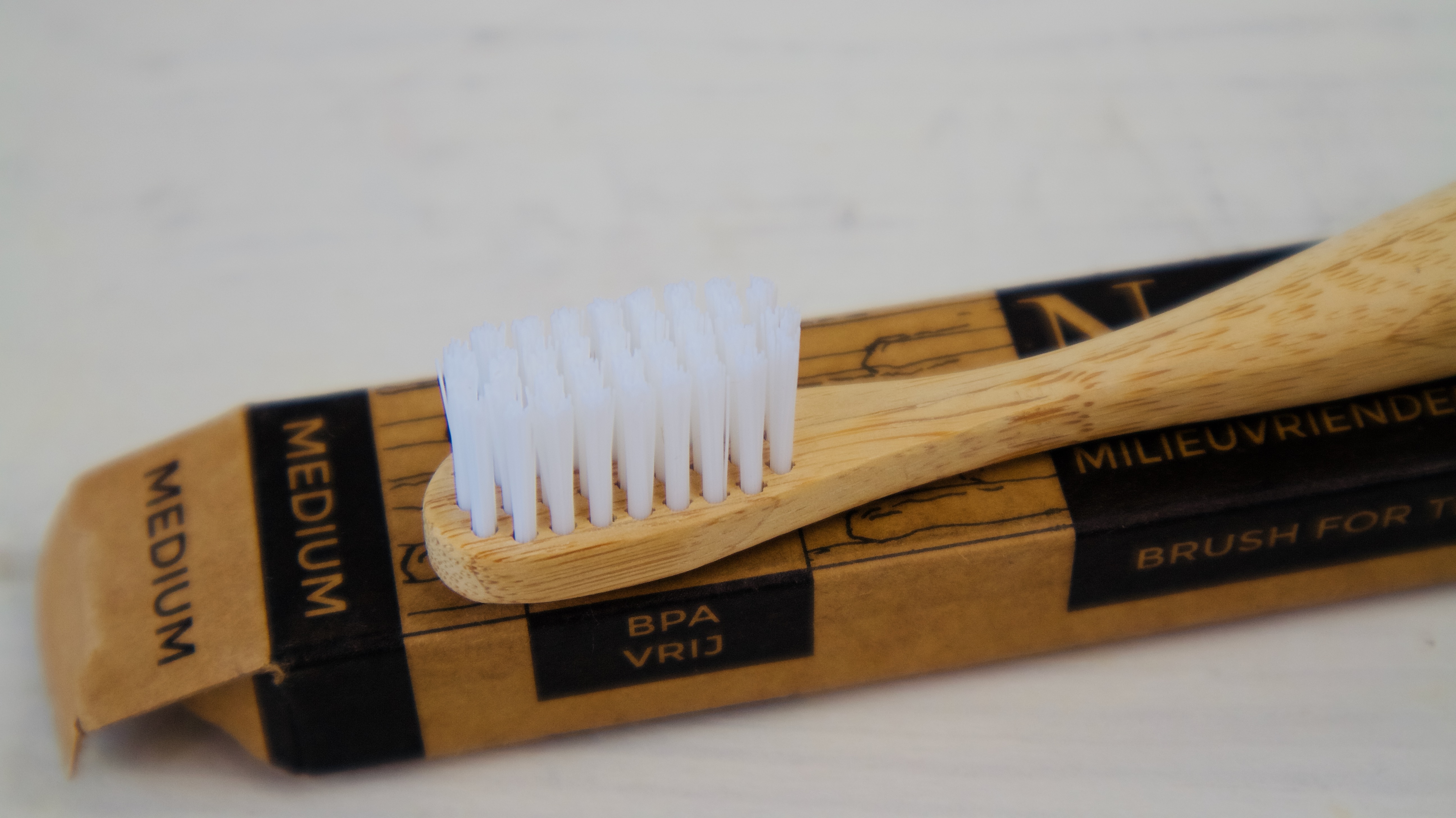Review NextBrush bamboe tandenborstel - Monique van der