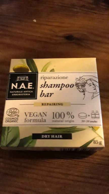 Belachelijk eigendom Cater What's the deal with...shampoo bars? Alle ins and outs! - Monique van der  Vloed